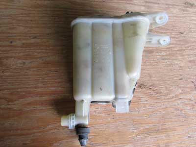 Audi OEM A4 B8 Radiator Expansion Tank Container Reservoir 8K0121405F A5 Q5 2008 2009 2010 2011 2012